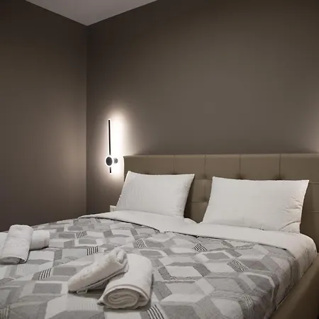 アパートホテル Comfort