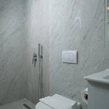 Comfort Apart Otel 3*