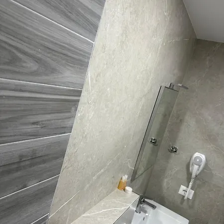 Lägenhetshotell Comfort Pogradec